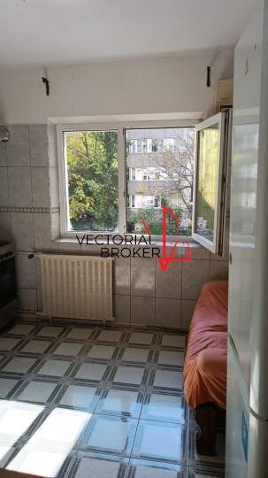 Unirii, Zepter, 3 camere Plan secund